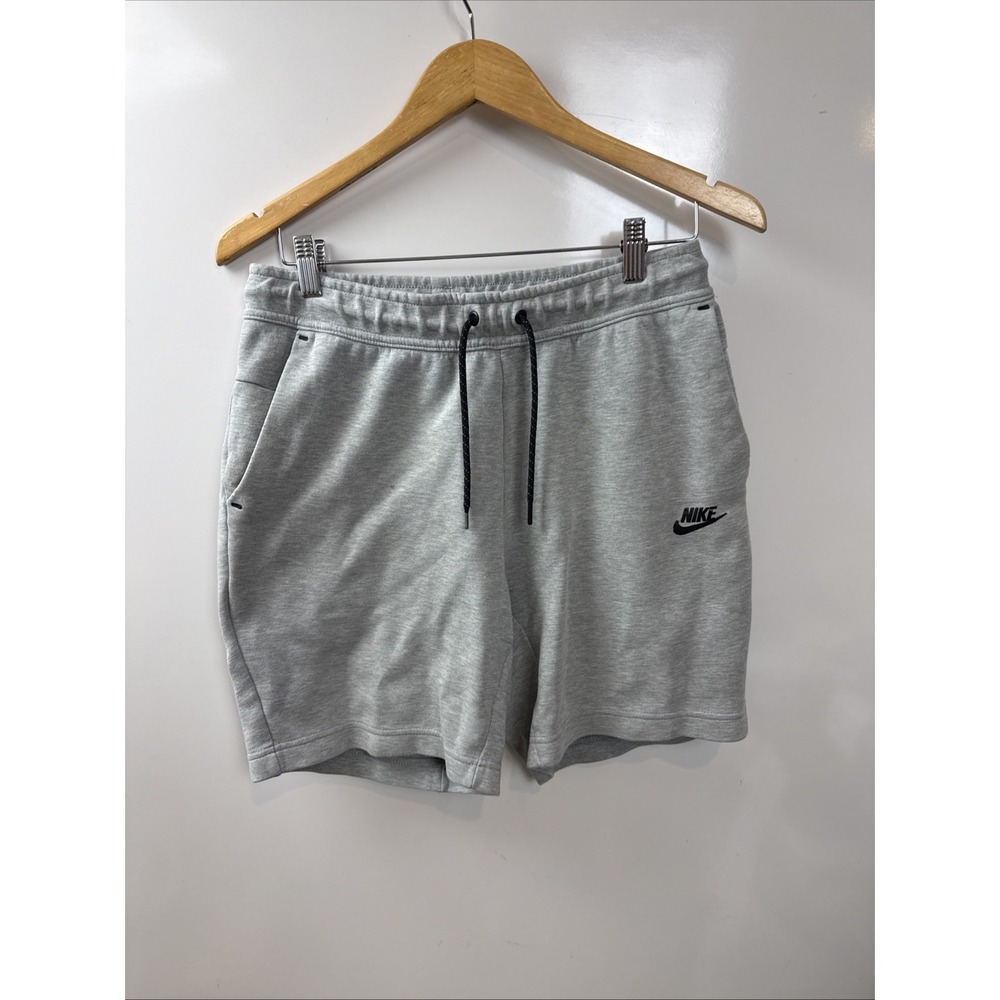 Nike Shorts Mens Small  Gray Fleece Sweat 7 Inseam Elastic Waist Pockets Gym